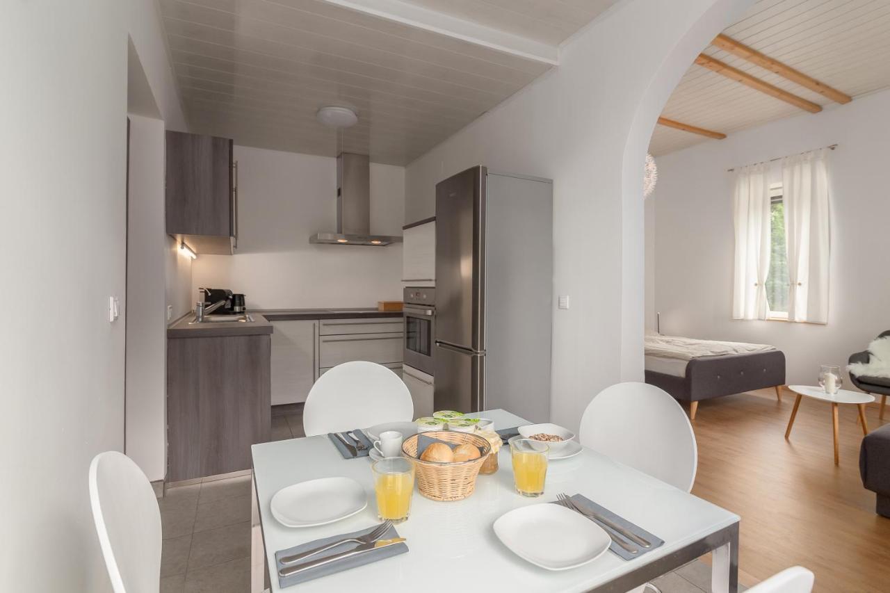 Opn Apartments Μπλεντ Εξωτερικό φωτογραφία