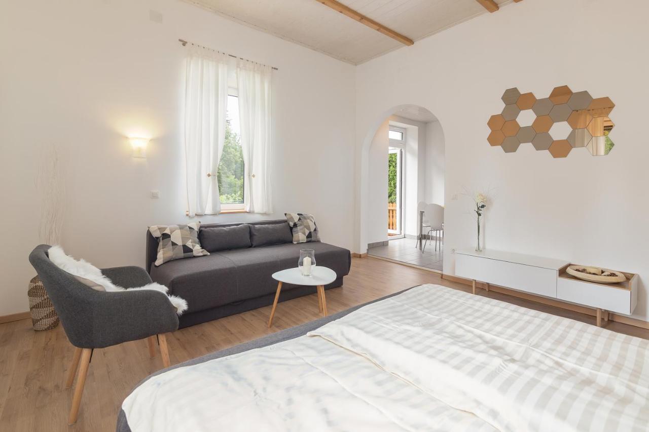 Opn Apartments Μπλεντ Εξωτερικό φωτογραφία