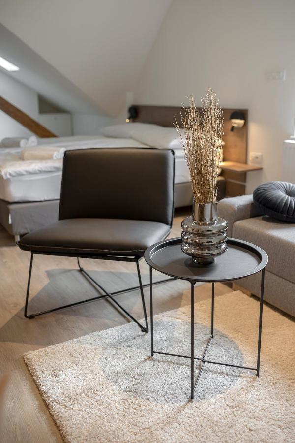 Opn Apartments Μπλεντ Εξωτερικό φωτογραφία