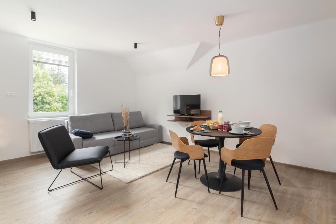 Opn Apartments Μπλεντ Εξωτερικό φωτογραφία